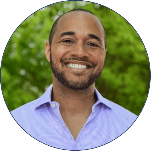 Omar Blayton headshot